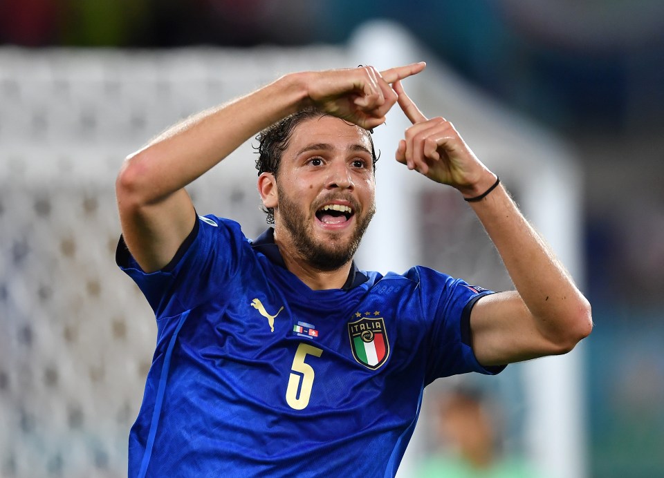 Manuel Locatelli celebrates putting Italy 1-0 up