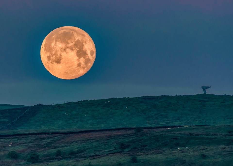 The Strawberry Super Moon setting in Lancashire this morning