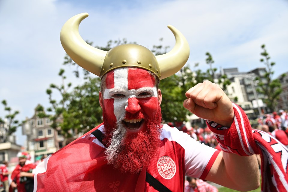 Fans showed their support with face paint and dying their beards