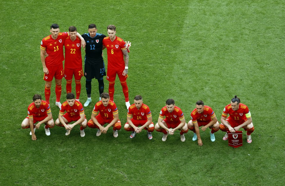 Wales continued to entertain their fans with their unique team line-up poses at Euro 2020