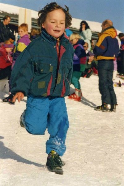 Mats Hummels hits the slopes as a kid