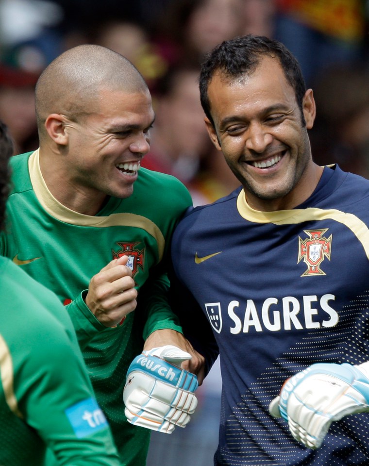 Former Portugal team-mates Pepe and Nuno share a joke in training