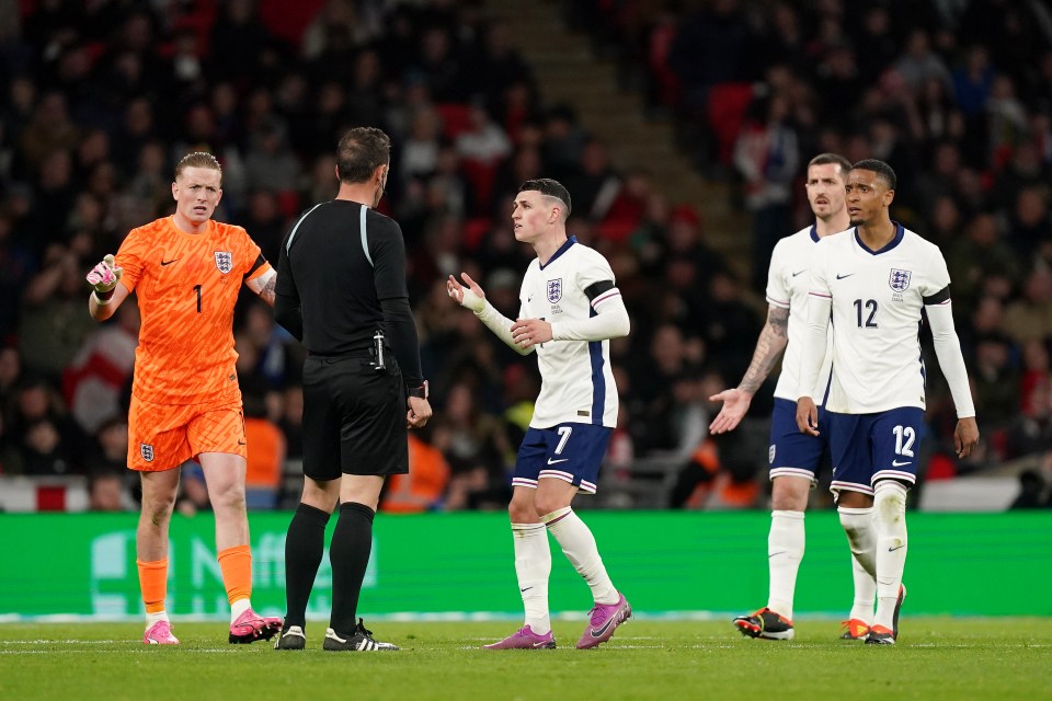 England players – and Jimmy Floyd Hasselbaink – were unhappy with Artur Soares Dias during their friendly with Brazil in March.