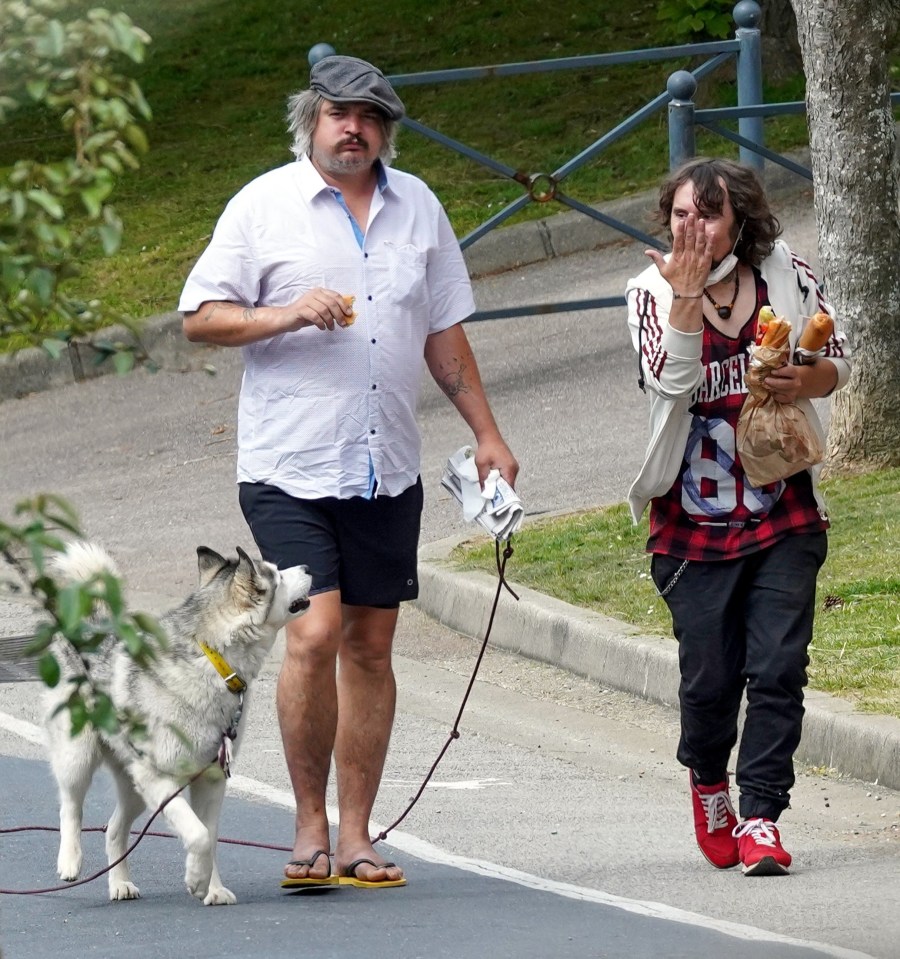 He was joined on the walk by his Peter Doherty bandmate Rafa