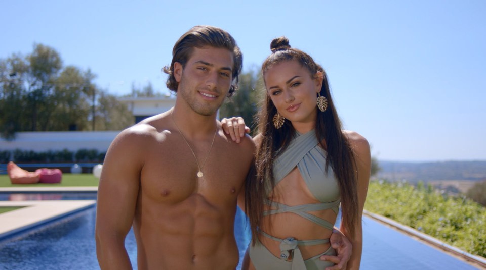 Kem Cetinay and Amber Davies won Love Island in 2017