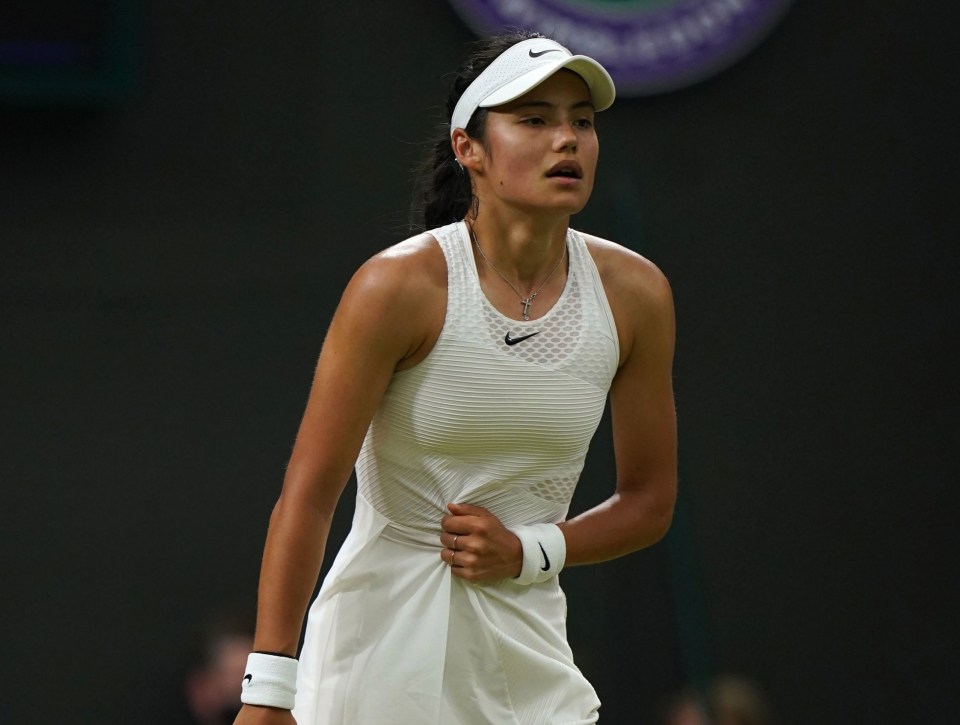 Emma Raducanu retired after having breathing difficulty during her Wimbledon clash with Ajla Tomljanovic