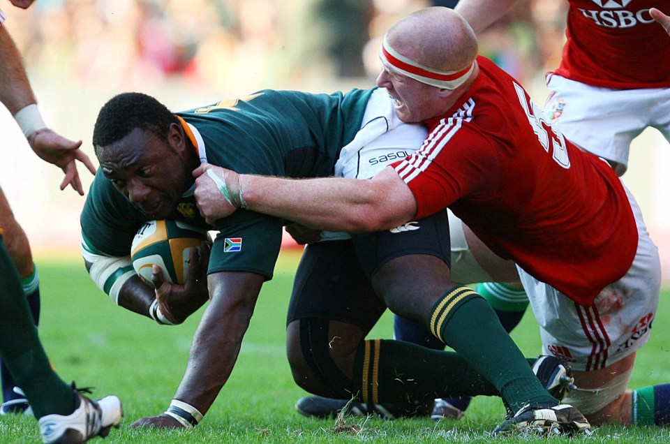 Tendai Mtawarira famously dominated a 2009 clash with the Lions