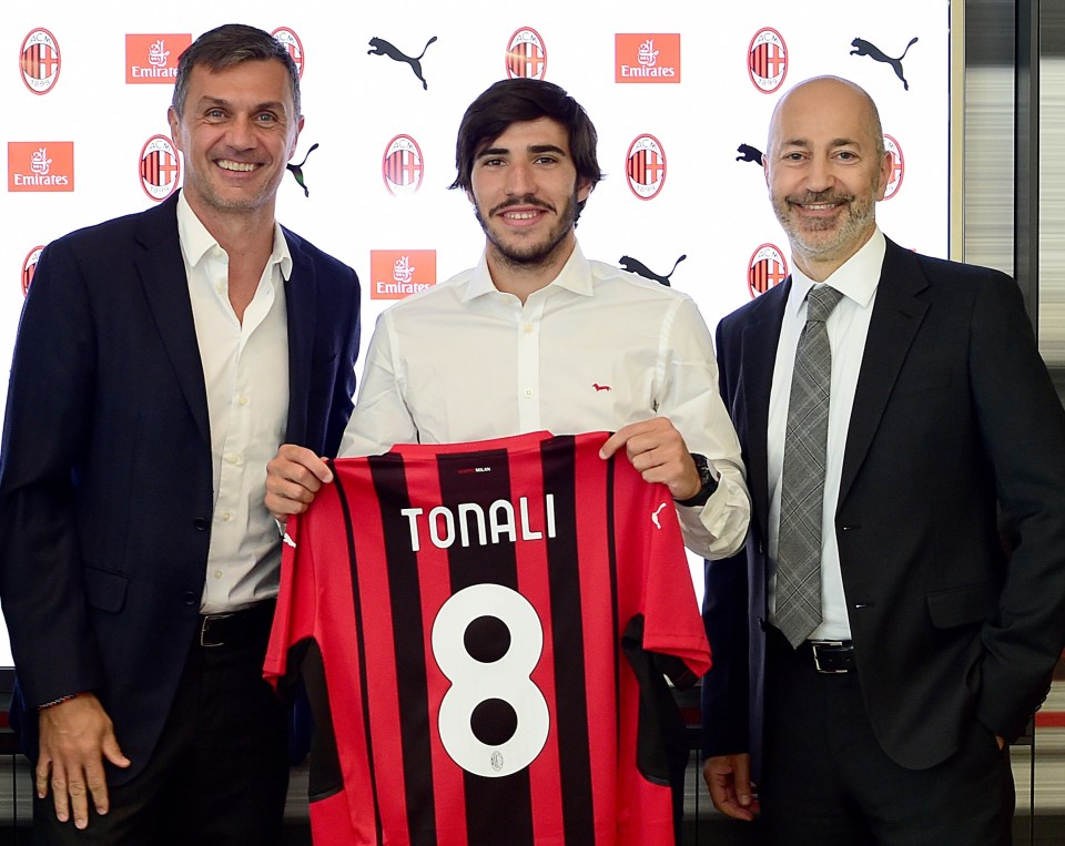 AC Milan CEO Ivan Gazidis, right, has been diagnosed with throat cancer