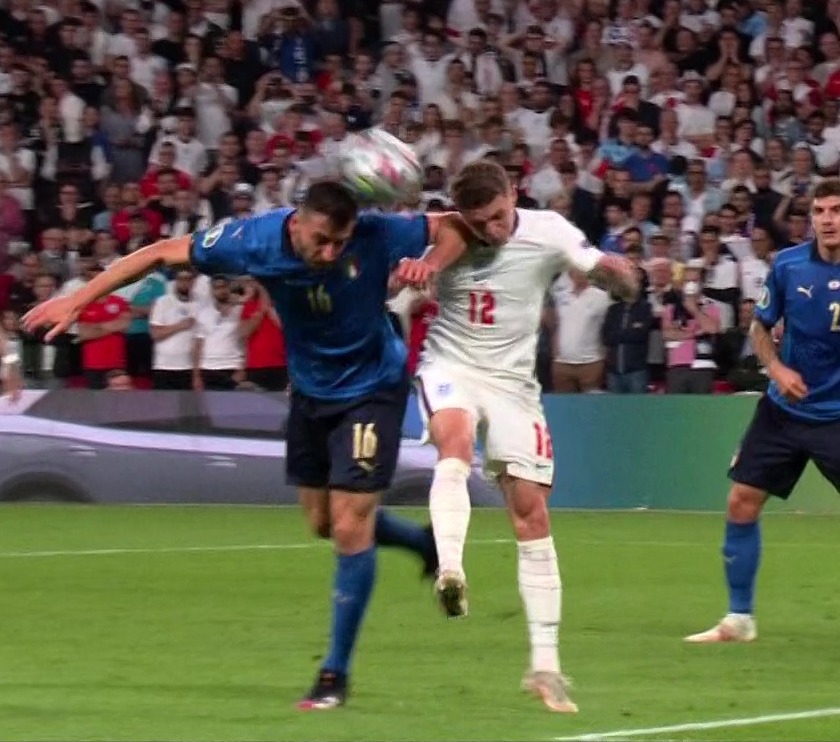 Man England fans are adamant Bryan Cristante handballed in the build up to Italy’s equaliser