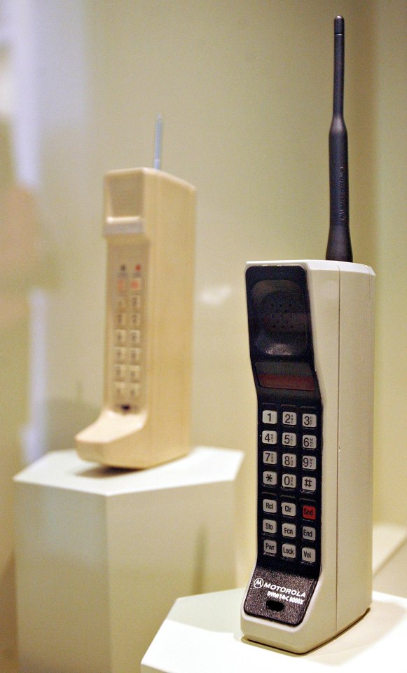 This Motorola was the world's first hand held mobile phone