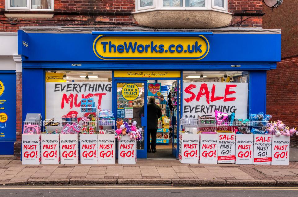 The discount high street retailer is flogging The Bench for just £10