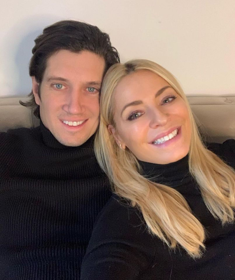 Tess Daly & Vernon Kay show that 'being in a power couple can pay off.'