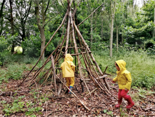 Nature provides it's own entertainment for young children