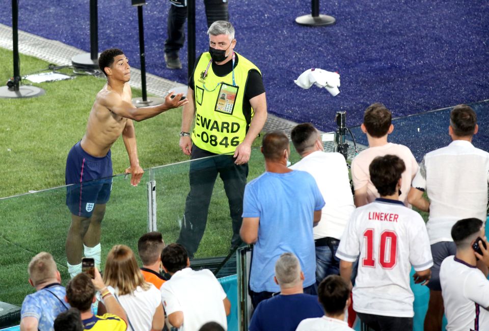 Jude Bellingham threw his shirt into a group of England fans after beating Ukraine