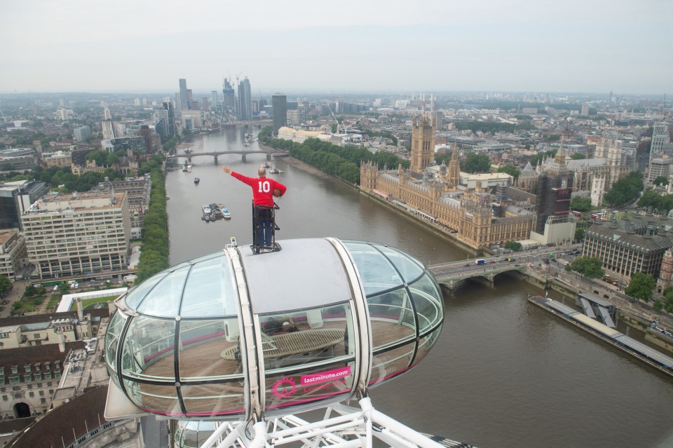 England legend Sir Geoff stood atop the London Eye as the Three Lions prepare to battle Italy in the Euro 2020 final