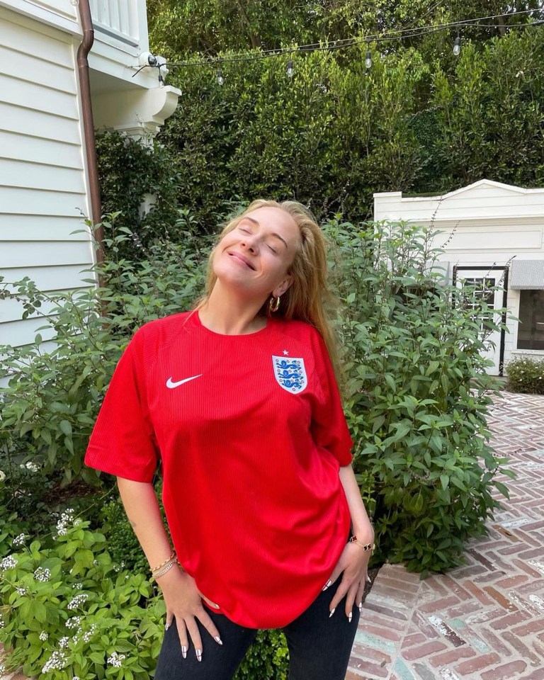 The singer shared a picture from her garden as she supported England