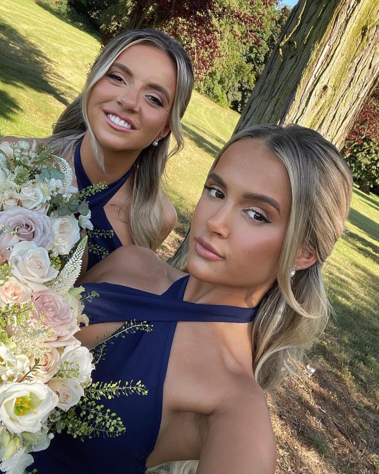 Molly-Mae Hague posed alongside her sister Zoe in matching bridesmaid dresses at their mum's wedding