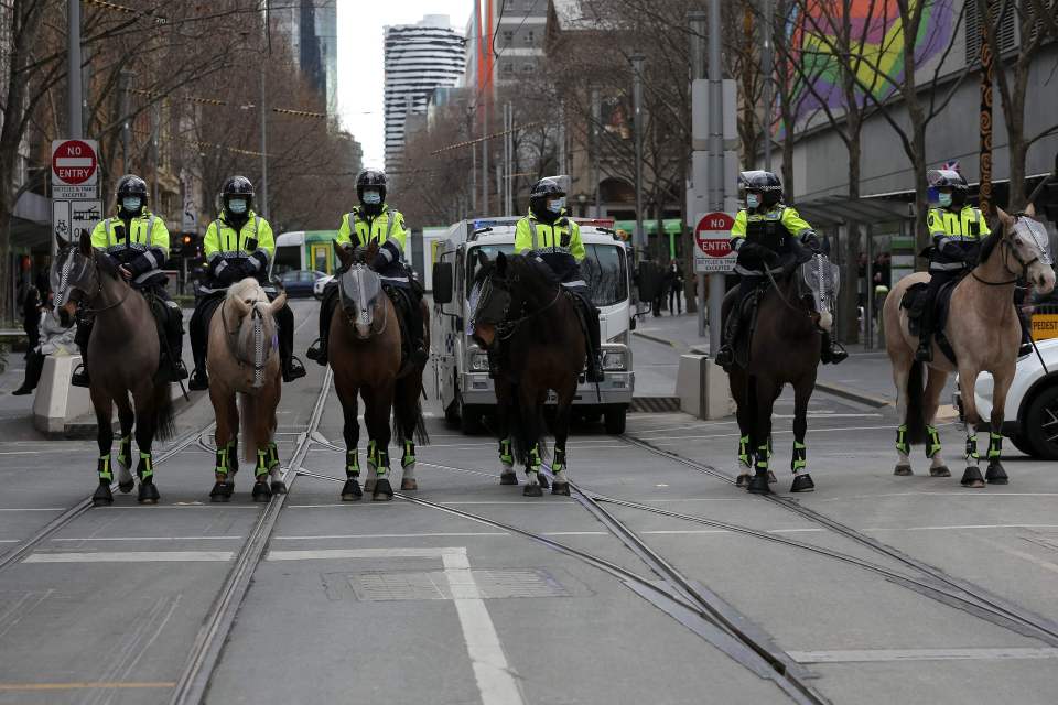 Aussie police responded to a number of anti-lockdown rallies last year