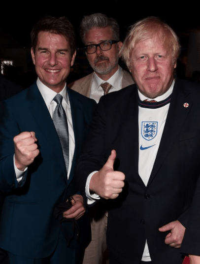 Cruise had warmed up for his Beckham fist-bump with this thumbs-up message to England with PM Boris Johnson