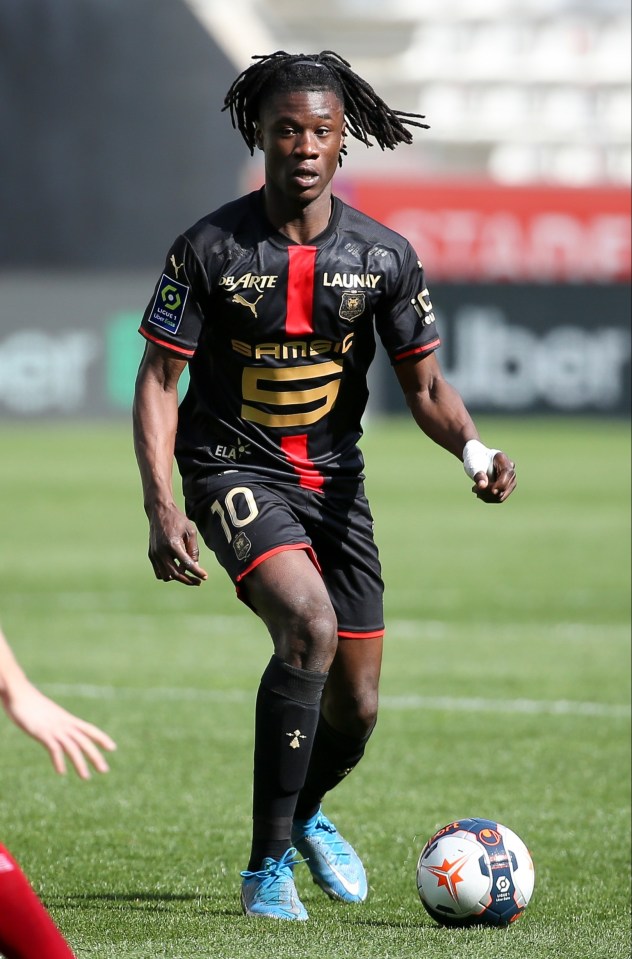 Manchester United are reportedly set to make an offer to sign Rennes midfielder Eduardo Camavinga