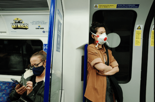 Boris Johnson is expected to scrap the obligation to wear masks on public transport