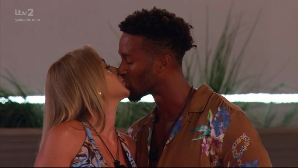 Love Island fans think Faye's eyes were open during her kiss with Teddy