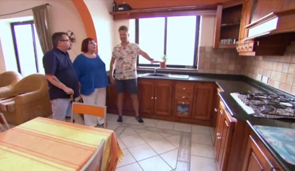 Viewers slammed the properties as a  's*** hole'