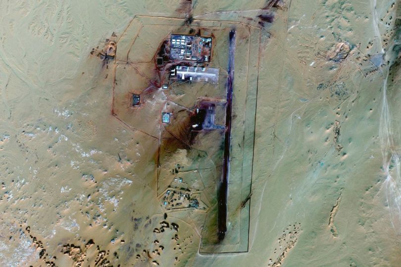 A Google Maps fan has spotted a military base in the middle of the Sahara desert