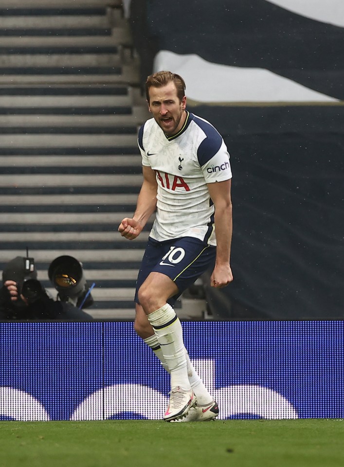 And Spurs reportedly plan to play Martinez alongside skipper Harry Kane