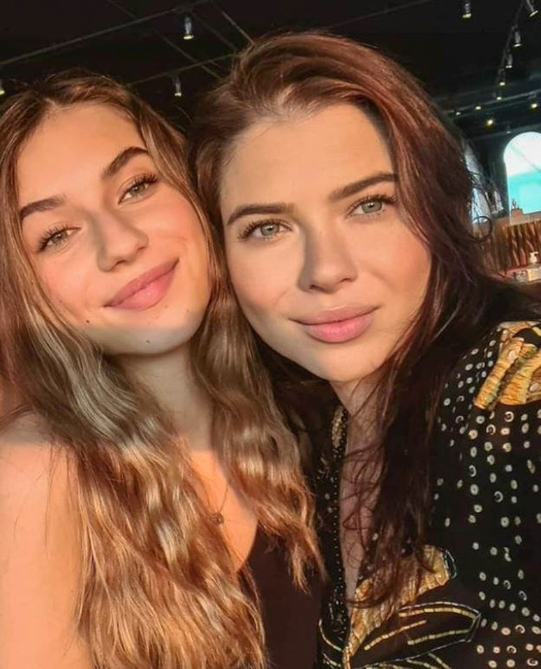 Influencer Valentina (L) had her Instagram and TikTok deleted by her mother Fernanda (R)