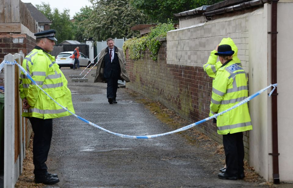 The scene between Goddard Road and Crammavill Street in Stifford Clays, Thurrock, where police are searching garages for Danielle's body