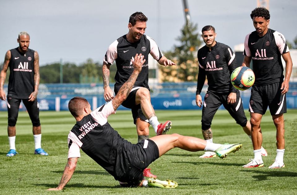 Lionel Messi trained with Paris Saint-Germain for the first time on Thursday