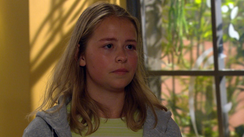 Liv suffers from flashbacks after turning to booze again