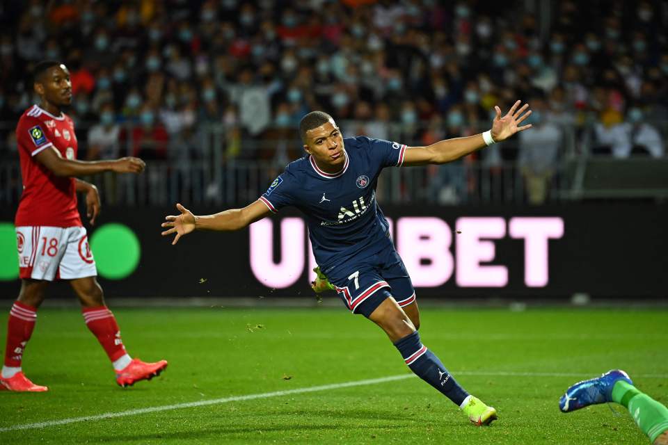 Mbappe was booed by PSG home fans before the Ligue 1 opener against Strasbourg