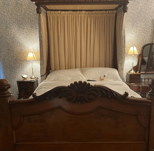 She slept in the same bed Queen Victoria did in 1889