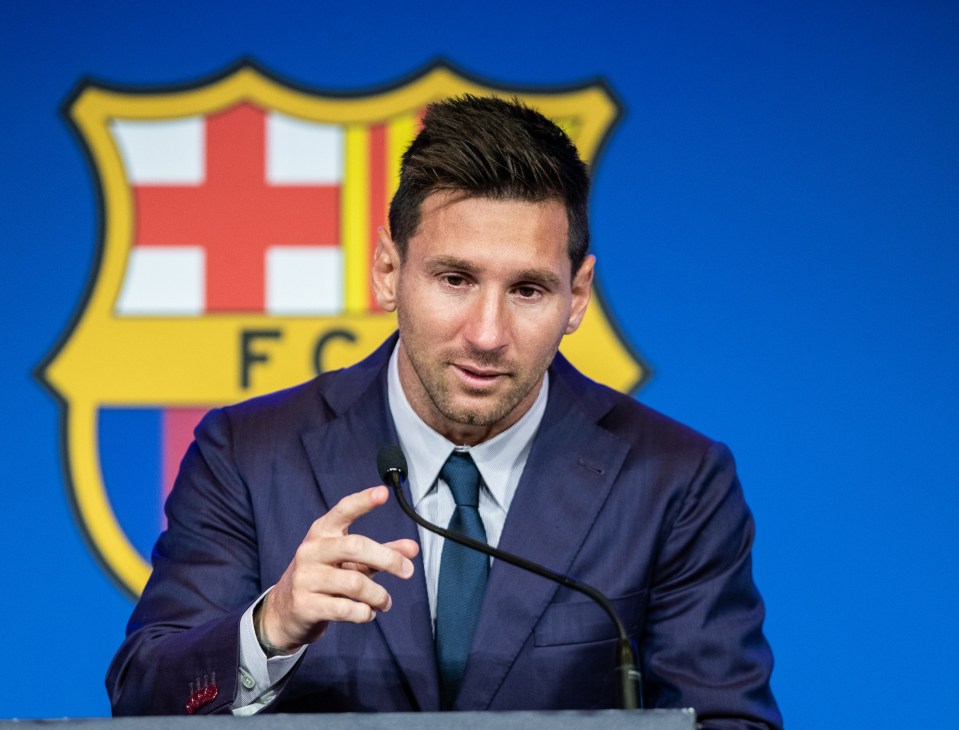 Messi held a press conference at the Nou Camp on Sunday lunchtime