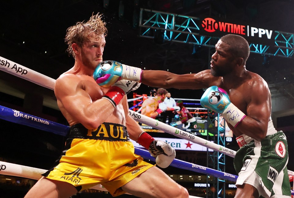 Logan Paul took Floyd Mayweather the distance