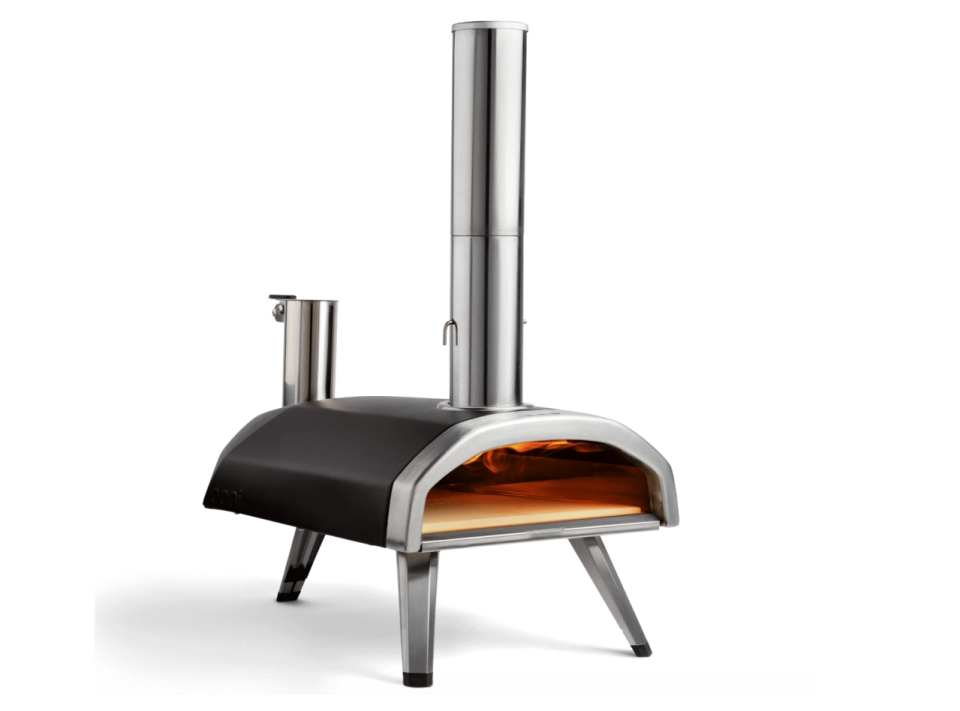 Ooni pizza oven offers maximum burn time and minimal energy waste.