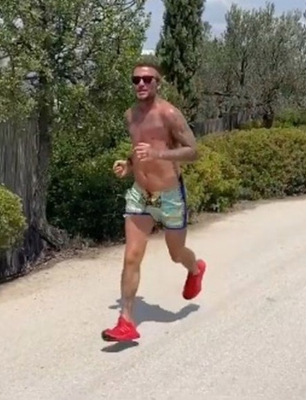 Just like Jack, David was spotted shirtless on an afternoon run