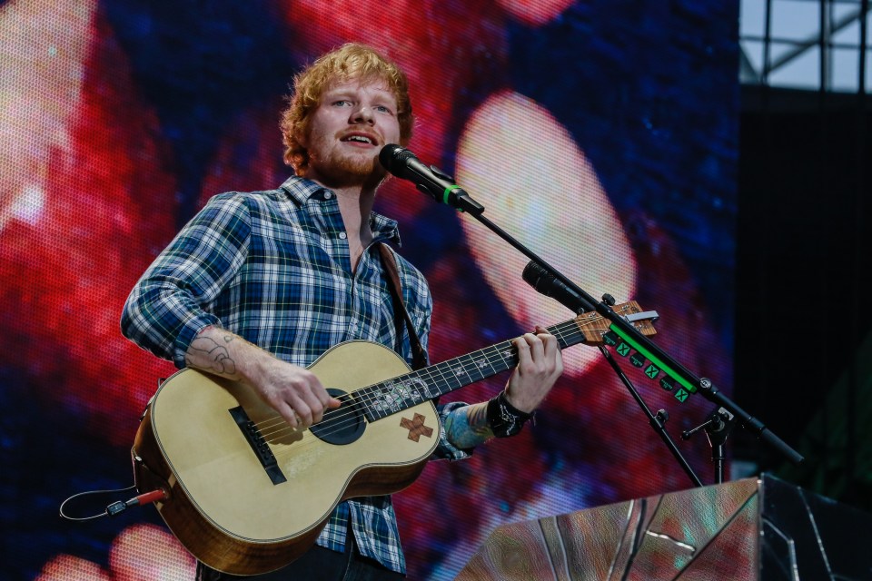 Ed Sheeran is going back out on tour