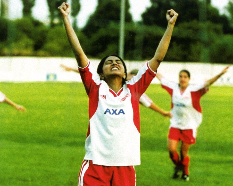 I’d never seen Bend It Like Beckham for some reason, and what a joy it is. Parminder Nagra is brilliant