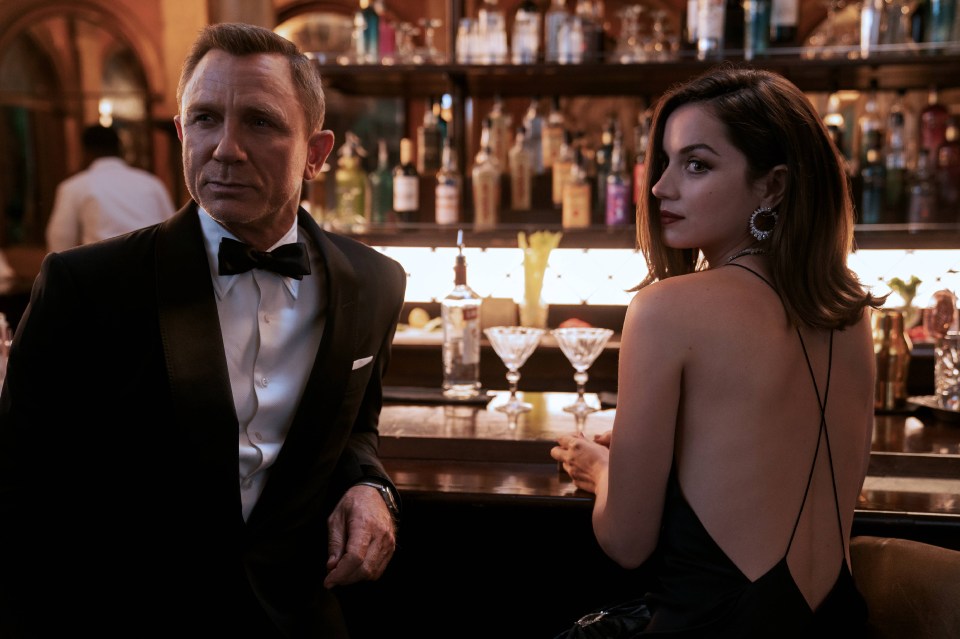 Daniel Craig says it is time for him to take a break from Bond