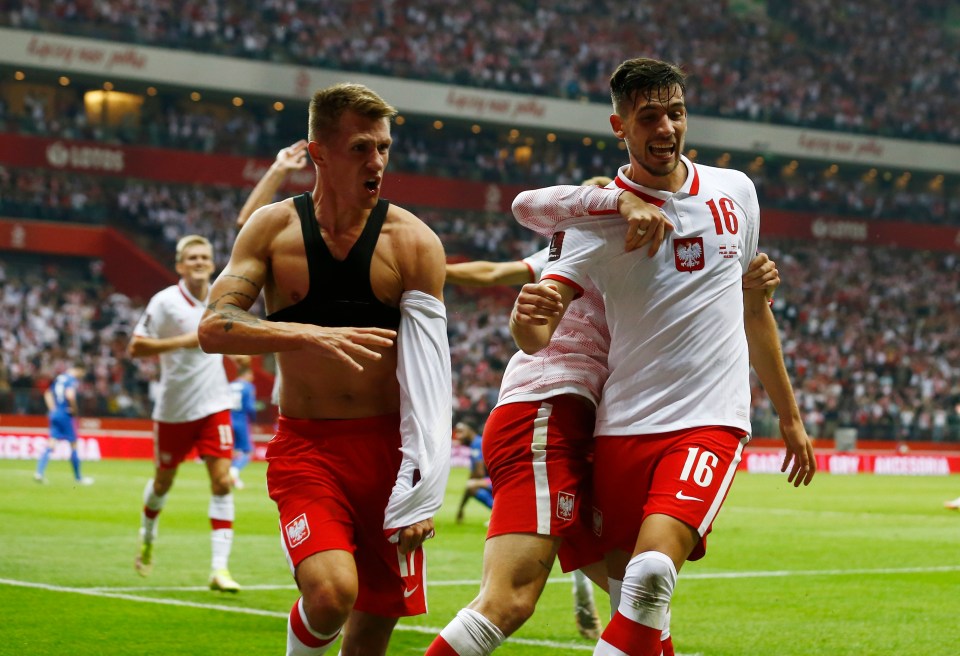 Damian Szymanski’s late header earned Poland a draw against England