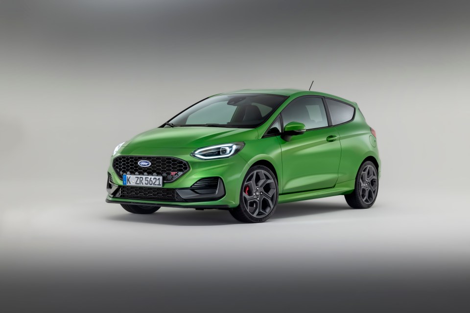 The new cars have Matrix LEDs, new sports seats and that Incredible Hulk paint job from the Puma ST (pictured the ST)