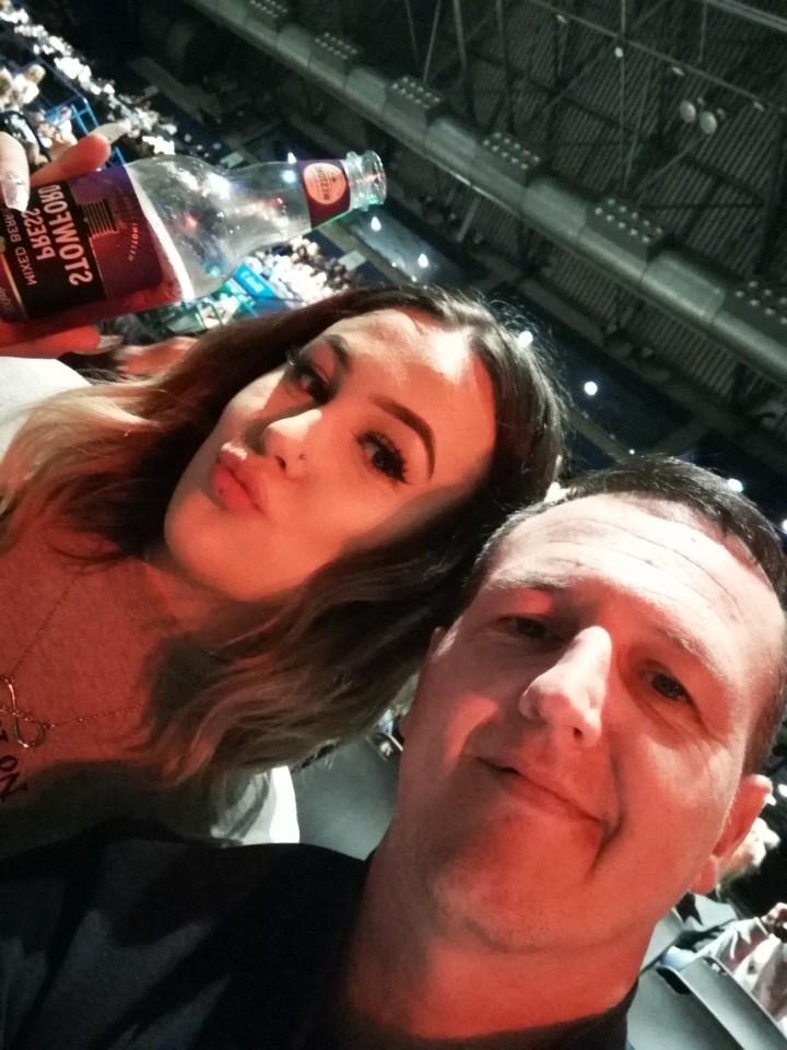 Eve pictured with her dad Andrew at the Ariana Grande concert in 2017