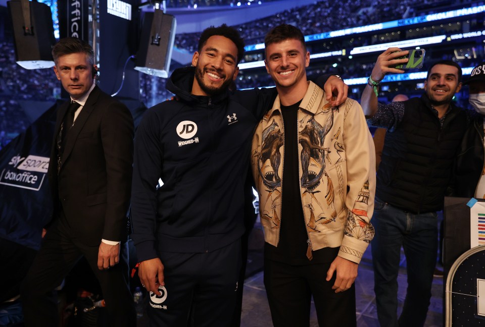 Mason Mount poses with presenter Josh Denzel