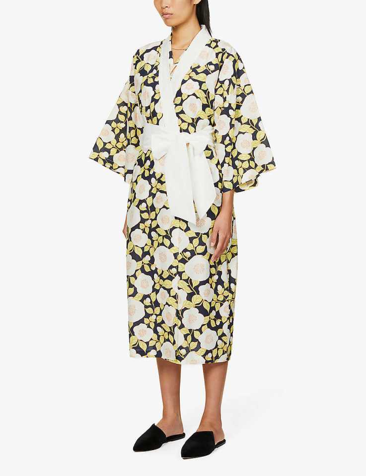  Olivia Von Halle Amaya floral-print cotton and silk-blend robe