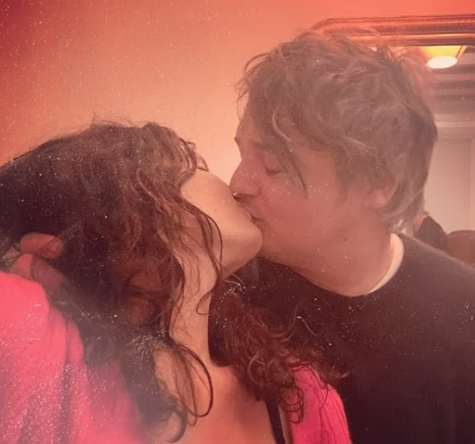 Pete Doherty has proposed to film editor Katia de Vidas