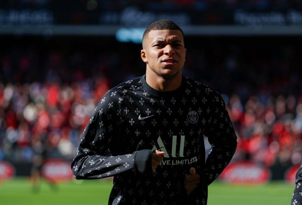 Kylian Mbappe wants to LEAVE Paris next summer