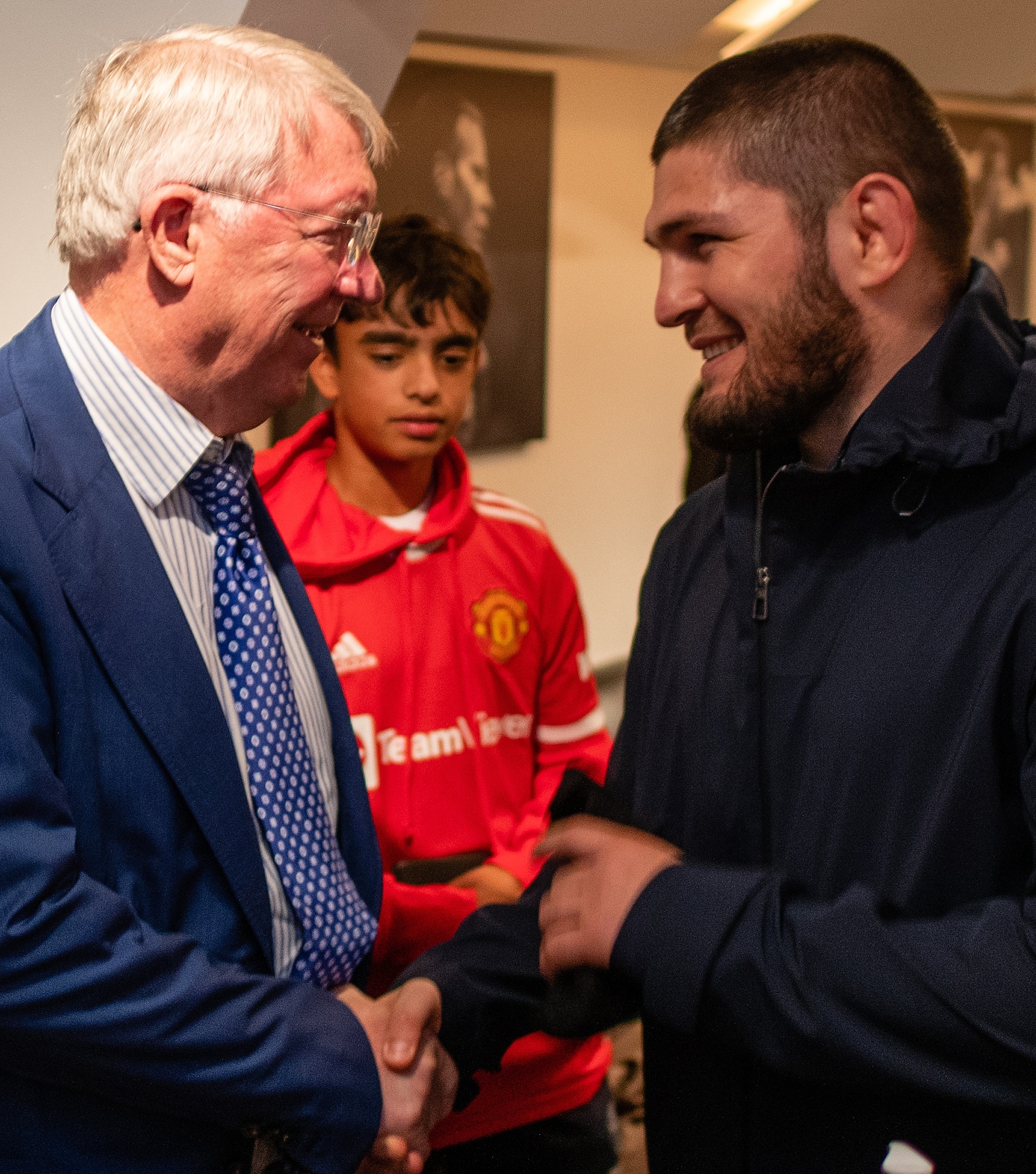 Ferguson was overheard criticising Solskjaer for leaving Ronaldo on the bench against Everton during a chat with Khabib